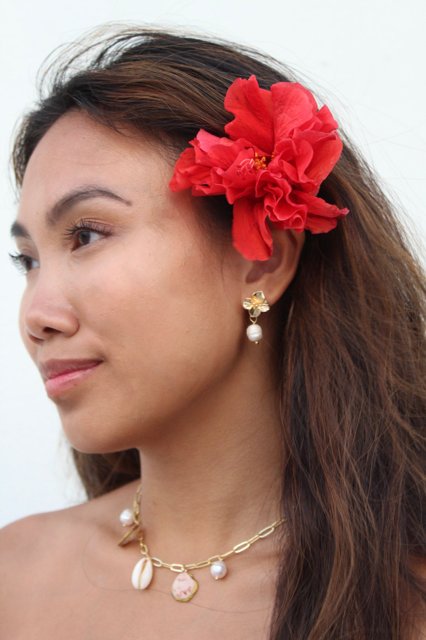 Hibiscus Girl earrings